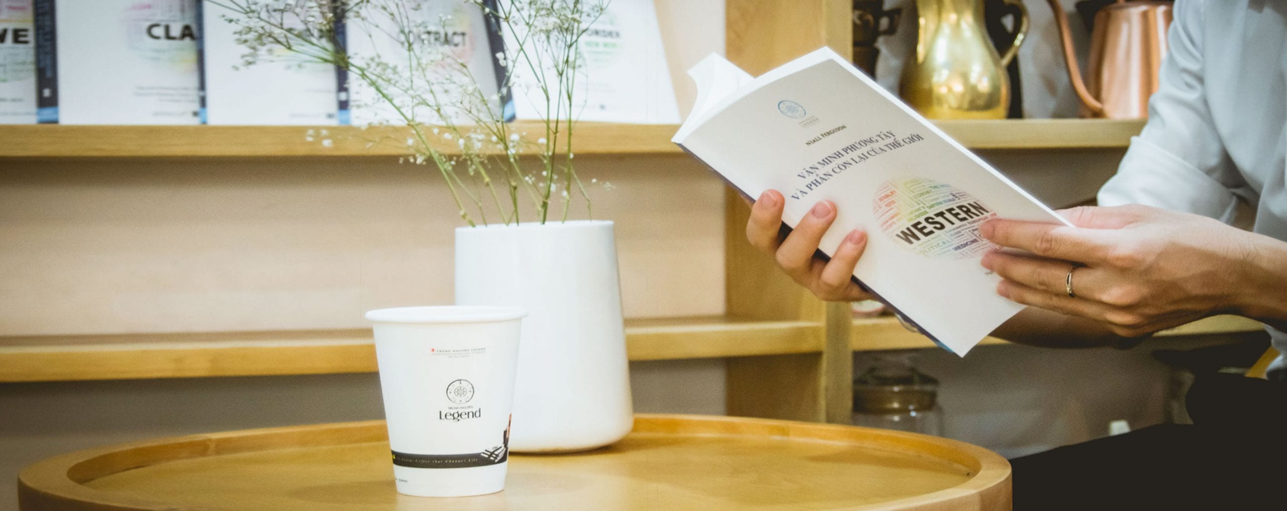 banner sách nền tảng 2